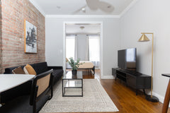 Stylish 1 bedroom in a centrally-located  with your own washer and dryer in the  New York, NY Rental unit in New York · 1 bedroom · 1 bed · 1 bath Entire rental unit vacation rental 983463043413515218