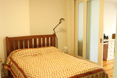 Private bedroom in townhouse an pretty family-friendly block, two blocks from pr Berkeley, CA Home in Brooklyn · ★5.0 · 1 bedroom · 1 bed · 1 bath Private room in home vacation rental 11506248