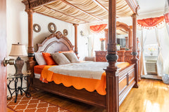 Welcome to CheKell's Executive King sized master bedroom on the top floor of our New York, United States Home in Brooklyn · ★4.89 · 1 bedroom · 1 bed · 1.5 baths Private room in home vacation rental 44059834