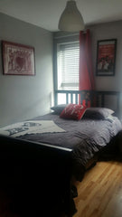 Extra comfortable Queen sized bed in a private sunny room in an up and coming ne New York, NY Rental unit in Brooklyn · ★4.0 · 1 bedroom · 1 bed · 1 bath Private room in rental unit vacation rental 7662160