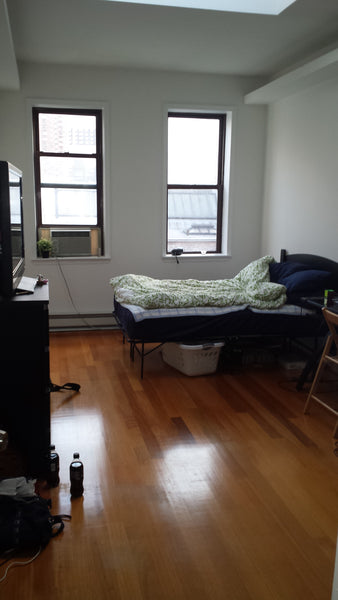 A wonderful well-lit private 1 BR in the middle of Hell's Kitchen's vibrant rest New York, NY Rental unit in New York · 1 bedroom · 1 bed · 1 bath Private room in rental unit vacation rental 3864528