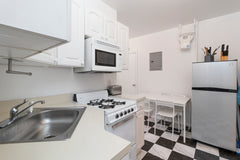 Experience a charming apartment in the heart of the Upper East Side on East 94th New York, NY Rental unit in New York · ★4.46 · 2 bedrooms · 2 beds · 1 bath Entire rental unit vacation rental 4714854