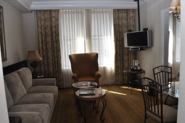 Manhattan Club is centrally located 2 blocks from central park, few blocks from  New York, United States Rental unit in New York · ★5.0 · 1 bedroom · 2 beds · 2 baths Entire rental unit vacation rental 9237857