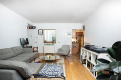 This modern and comfortable 1 bedroom apartment is large (700FT/65M) and located New York, NY Rental unit in New York · ★5.0 · 1 bedroom · 1 bed · 1 bath Entire rental unit vacation rental 837212067637401497