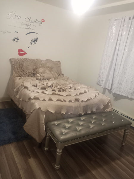 Guesthouse in Queens · ★4.76 · 2 bedrooms · 3 beds · 1 bath Entire guesthouse vacation rental 42638992