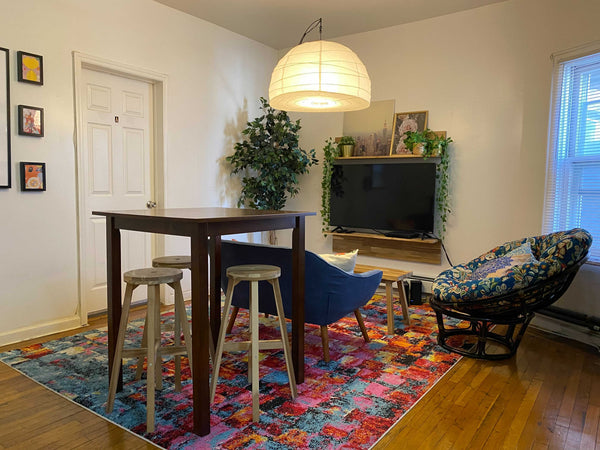 This 4BR1BA Sunnyside apartment is perfect for your first accommodation transiti  Rental unit in Queens · 4 bedrooms · 4 beds · 1 bath Entire rental unit vacation rental 924975169634758574