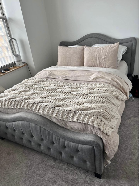 Fully furnished private bedroom. Apartment located in an elevator building with  New York, NY Rental unit in Brooklyn · 1 bedroom · 1 bed · 1 shared bath Private room in rental unit vacation rental 807826416863866703