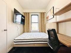 Furnished room with tons of natural light in a 4 bedroom apartment.<br />Minutes New York, NY Rental unit in Brooklyn · 4 bedrooms · 1 bed · 1 shared bath Private room in rental unit vacation rental 822376759890209277