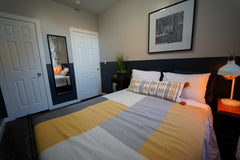 2nd floor apartment with A/C, TV and great Wifi. Peaceful and affordable.<br /><  Rental unit in The Bronx · ★3.94 · 1 bedroom · 1 bed · 1 shared bath Private room in rental unit vacation rental 756044531659999211