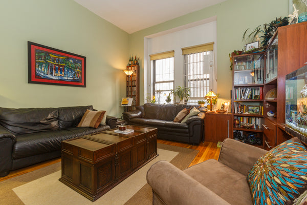 Our little heaven is a quiet, spacious 1-bedroom  with high ceilings and an eat- New York, NY Rental unit in New York · ★4.35 · 1 bedroom · 1 bed · 1 bath Entire rental unit vacation rental 2271792