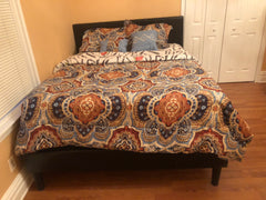   Home in Far Rockaway  · 1 bedroom · 1 bed · 1 shared bath Private room in home vacation rental 40474721