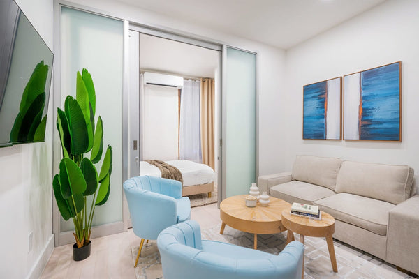 The 1BR apartment is newly renovated with top-of-the-line finishes and amenities New York, NY Rental unit in New York · ★New · 1 bedroom · 1 bed · 1 bath Entire rental unit vacation rental 1042136838759782915