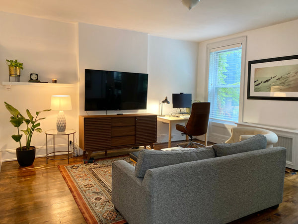 Spacious and iconic 1-BR apartment (full apartment) in Park Slope.  <br /><br />  Rental unit in Brooklyn · ★4.91 · 1 bedroom · 4 beds · 1 bath Entire rental unit vacation rental 726323317124742392