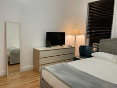 The apartment is very convenient to reach any sightseeing place.<br />The kitche New York, NY Vacation home in New York · ★4.83 · 2 bedrooms · 2 beds · 1 bath Entire vacation home vacation rental 54022443