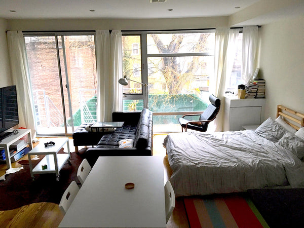 Gorgeous 780 sq ft studio apartment with floor to ceiling windows with a private New York, NY Rental unit in Brooklyn · ★5.0 · Studio · 1 bed · 1 bath Entire rental unit vacation rental 12406683
