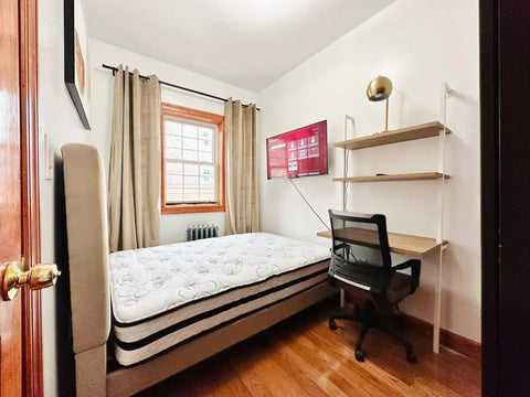 - Bright bedroom in best part of Long Island City, right on 36th Ave and 32nd St New York, NY Rental unit in Queens · 4 bedrooms · 1 bed · 2 shared baths Private room in rental unit vacation rental 833238100106571339