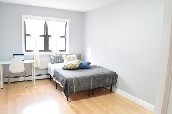 This comfortable room is prepared in August 2021.<br /> <br />Your room is on 2n New York, United States Home in Queens · 1 bedroom · 1 bed · 1 shared bath Private room in home vacation rental 51889217