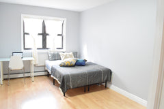 This comfortable room is prepared in August 2021.<br /> <br />Your room is on 2n New York, United States Home in Queens · 1 bedroom · 1 bed · 1 shared bath Private room in home vacation rental 51889217