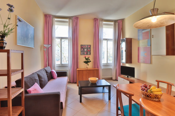 Cozy and bright apartment with separate bedroom in a beautiful historic building Prague, Czechia Romantic apartment in Vinohrady Entire rental unit vacation rental 23158551