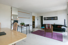 Fonctionnel et lumineux Métro et bus : au pied de l'immeuble,métro direct tour E Paris, France 120 m2 dans le centre de Paris. Entire rental unit vacation rental 6606916