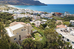 Ellis is a beautiful small complex of 2 studios & 3 one-bedroom apartments, loca Rethimnon, Greece Cozy Studio in Plakias,2 minutes walk to the beach Entire rental unit vacation rental 47062042