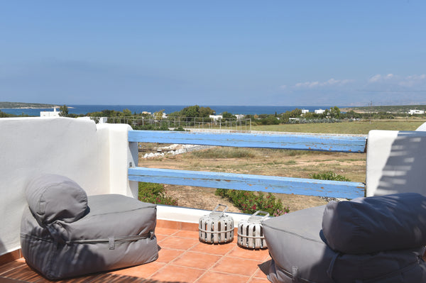 Villa Balade is a beautiful cosy 120 sq.m house situated near the amazing beach  Paros, Greece Villa Balade,close to Filizi beach in Santa Maria! Cycladic home vacation rental 19174360