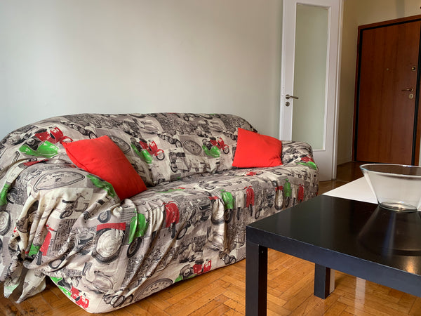Unique apartment, ideal for two persons working remotely from home! Steady and r GR Be Right Here Entire condo vacation rental 28541963