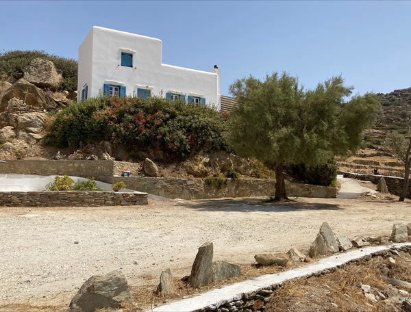 SEASCAPE HOUSE<br />Secluded and peaceful yet less than a 10 minute walk to Ios’ Dublin, Ireland Escape To Your Own Oasis, Main Beach Mylopotas Bay Cycladic home vacation rental 50322170