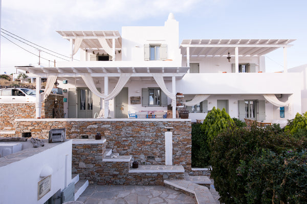 We offer one unique and relaxing stay to our visitors, while trying to offer the Greece House of Hera Cycladic home vacation rental 6048211