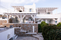 We offer one unique and relaxing stay to our visitors, while trying to offer the Greece House of Hera Cycladic home vacation rental 6048211