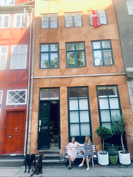 You Will be Living in This historic building on 1st, 2nd and 3rd floor. This bui Copenhagen, Denmark 3 etagers unik lejlighed på 160 m2 i Københavncity Entire rental unit vacation rental 51178844