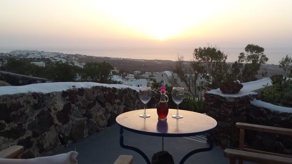 Located 1 km from the centre of Oia in Foinikia Village, Alonistra Oia Houses en Oia, Greece Alonistra Oia Houses Cycladic home vacation rental 12819308