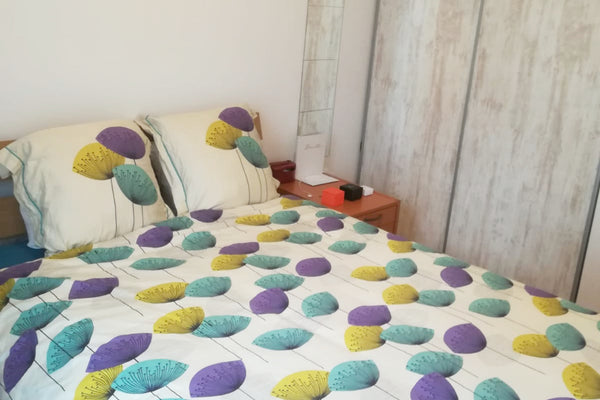 Appartement de 40m2 lumineux idéal pour 2 à 4 personnes. 1 chambre avec lit doub Paris, France Appt 40m2 entre République et Belleville, Paris 10 Entire rental unit vacation rental 29069498