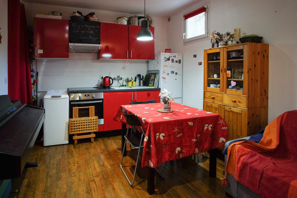 Charmant studio tout équipé dans Paris proche toutes commodités et transports<br Paris, France Charmant studio à Paris Entire condo vacation rental 23696550