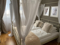 Beautiful and stylish 3 room apartment with AC in great location. For groups of  Vienna, Austria Beautiful, stylish, cozy 3 rooms in great location Entire rental unit vacation rental 34660125