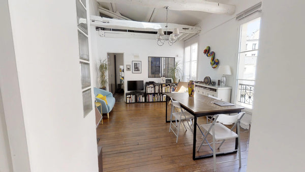 Dans une résidence calme et accueillante du 20ème arrondissement, Métro Jourdain Paris, France Charmant deux pièces calme et lumineux, 50m2 Entire rental unit vacation rental 3017690