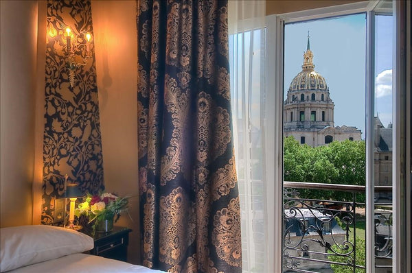 I welcome you in my romantic cocoon in the heart of the Invalides district, next Paris, France Family romantic room with a breathtaking view Room in boutique hotel vacation rental 29581293