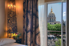 I welcome you in my romantic cocoon in the heart of the Invalides district, next Paris, France Family romantic room with a breathtaking view Room in boutique hotel vacation rental 29581293
