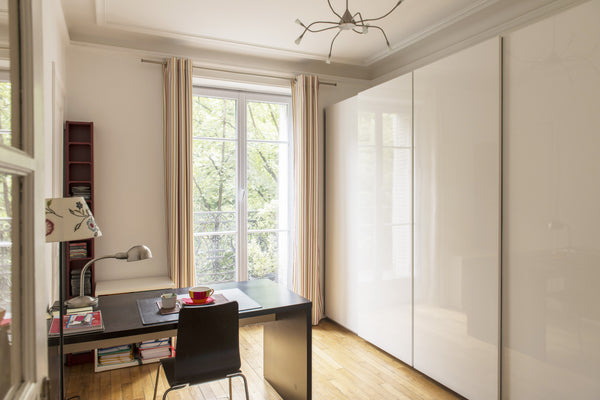 Traduction française systématique ci-dessous. <br />Nice large single room in Pa Paris, France Beautiful trees view room in Paris Private room in rental unit vacation rental 6955401