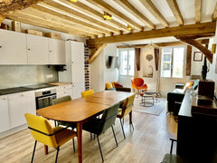 Enjoy this charming 56m2 duplex (2 floors) located in an old and traditional Par Paris, France Charming duplex Le Marais+free private car park ! Entire rental unit vacation rental 12529191