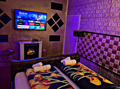 Genieße ein stilvolles Erlebnis in dieser zentral gelegenen Unterkunft.  Deluxe Apartment Entire rental unit vacation rental 570909228506194895