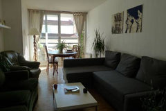 Bonjour, <br />Notre appartement est idéalement situé pour visiter Lyon! Situé a Lyon, France Appt au coeur de Lyon avec garage et balcon Entire rental unit vacation rental 21727030