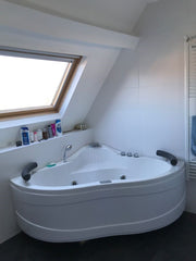Welcome to our spacious and serene space where you will have the possibility to   Lovely one bedroom with private jacuzzi bathroom Private room in casa particular vacation rental 54175748