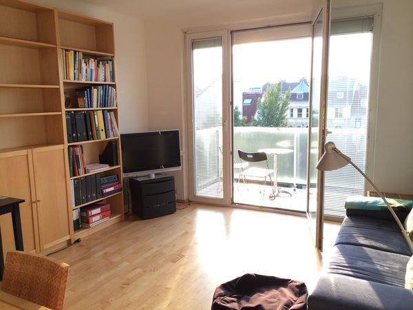 The appartement is located in the 18th district of Vienna, close to 