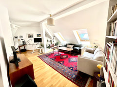 The spacious 90m2 loft is perfectly located in a unique historic building in Vie Vienna, Austria 90m2 rooftop loft in historical city centre Entire loft vacation rental 660625804445992509