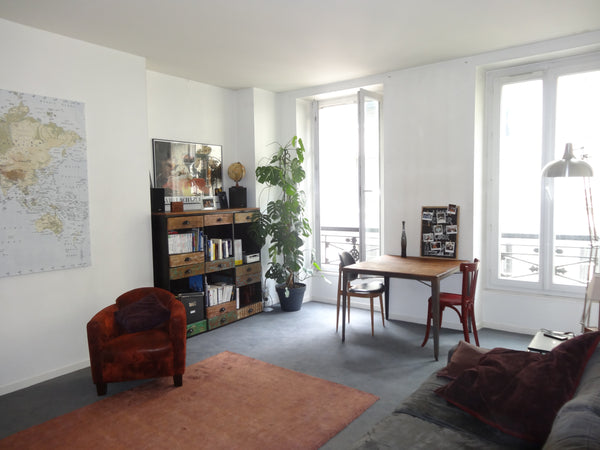 Idéalement situé, vous pourrez regagner rapidement votre logement cosy après de  Paris, France Chaleureux 55 m2 - au coeur du 9e Entire condo vacation rental 7035584