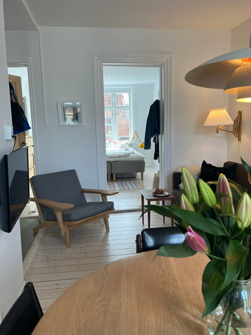 A 64 KVM open-planned two-bedroom apartment in the outer part of vibrant Nørrebr Copenhagen, Denmark Bright two bedroom apartment in vibrant Nørrebro Entire condo vacation rental 663634836890222192