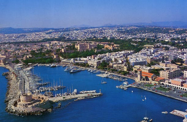 1* Hotel - Rooms to let<br /><br />- In the center of Rhodes town<br />- 2 min.   