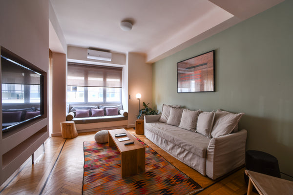 Olala Kolonaki Boutique Apartment 3 has a lot to offer to guests visiting this s Barcelona, Catalonia, Spain Olala Kolonaki Boutique Apartment 3 | Balcony Entire rental unit vacation rental 29360967