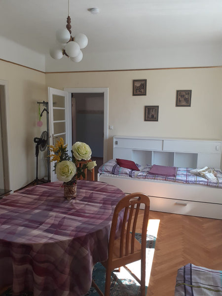 Das Haus liegt am Fuss des Bisambergs am Rand der Marktgemeinde Langenzersdorf.   Apartment in Langenzersdorf bei Wien Entire rental unit vacation rental 30850084